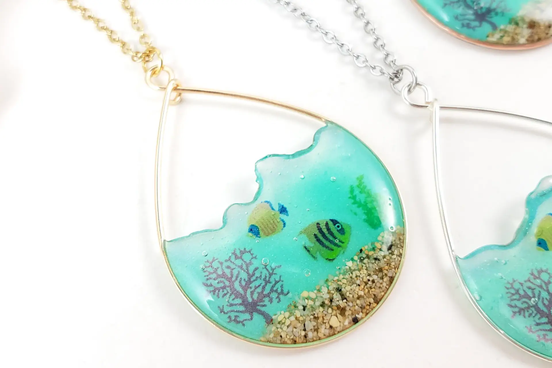 Under the sea earrings and necklace - Image 5