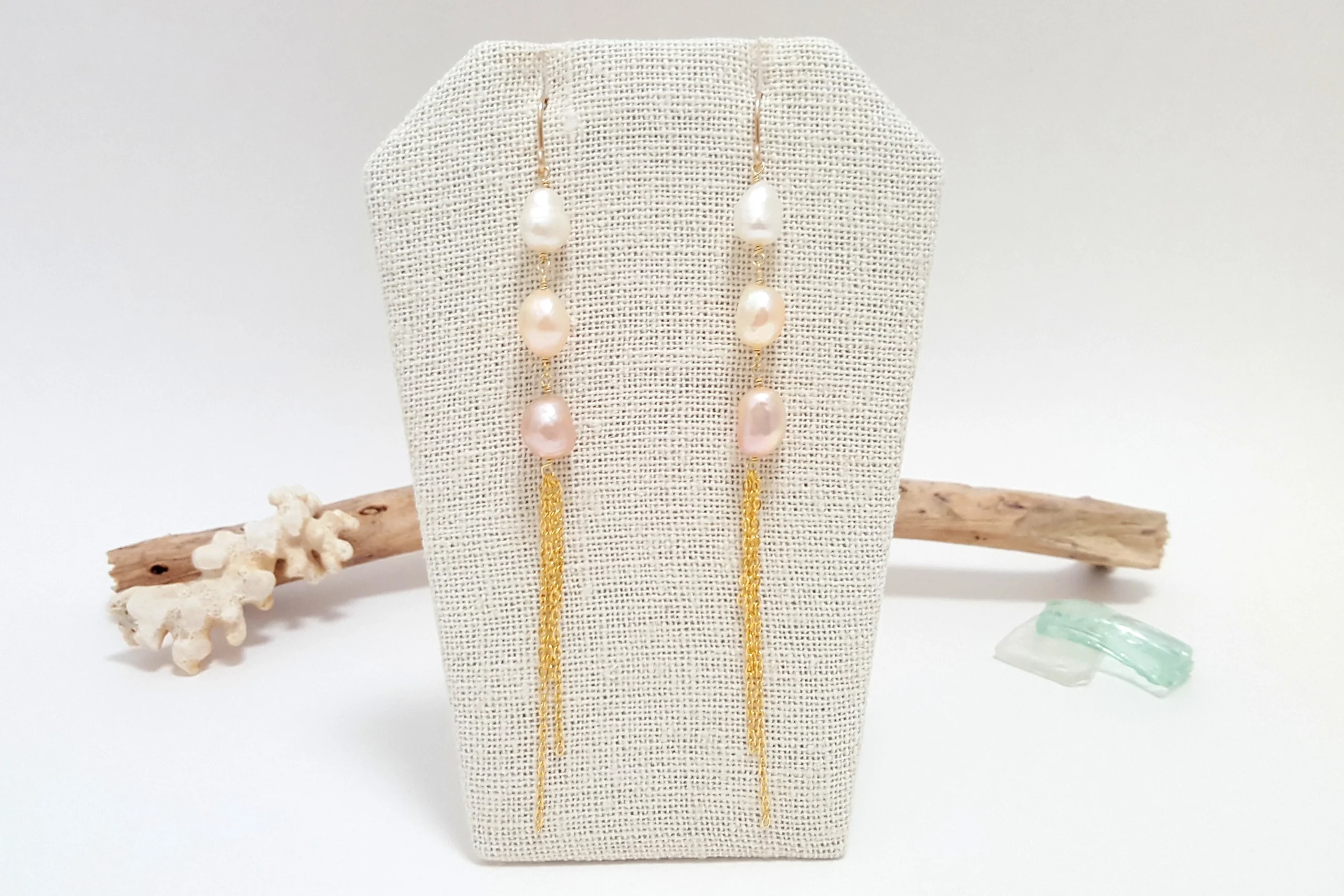 Baroque pearl tassel earrings - Image 5