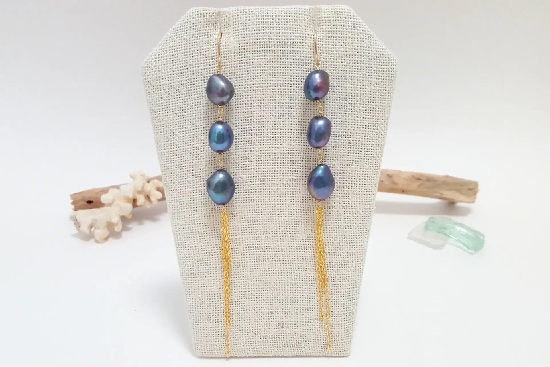 Baroque pearl tassel earrings - Image 3