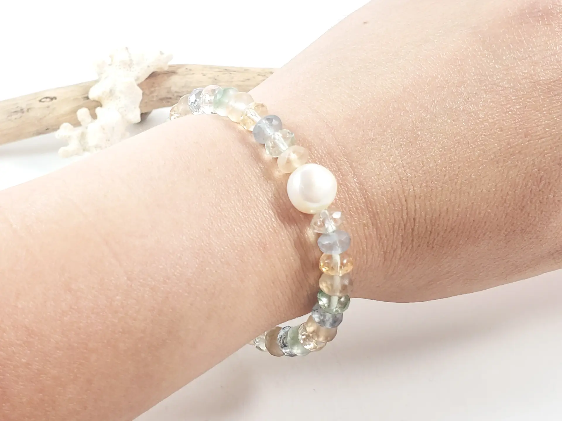 Sandy Beach Glass Stretch Bracelet - Image 4