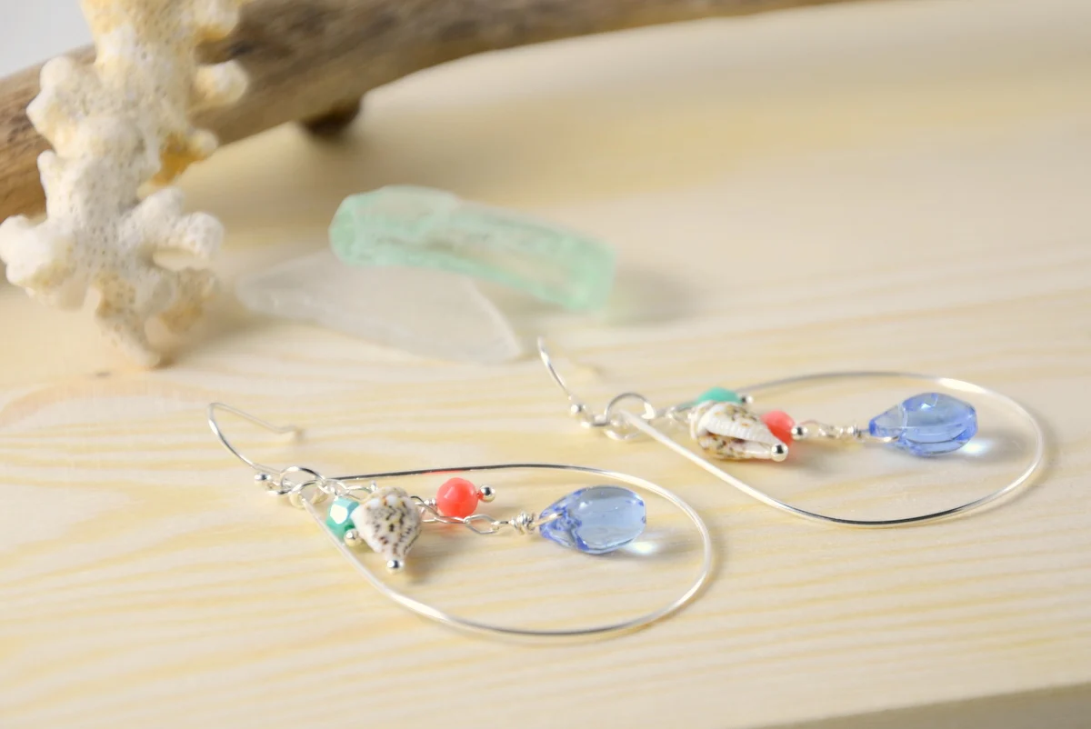 Blue glass pink coral teal bead silver teardrop earrings - Image 4
