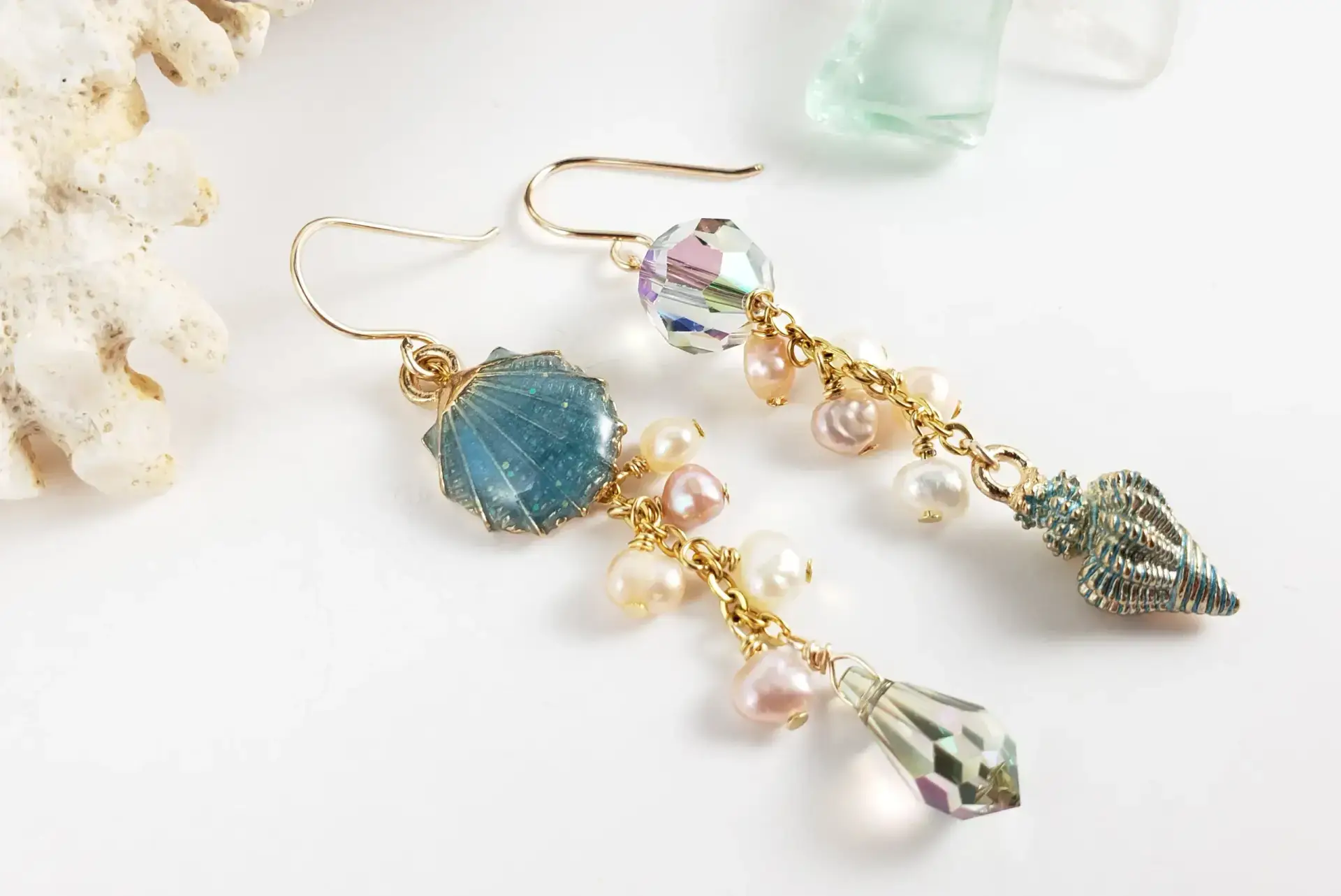 Teal shell crystal and pearl gold asymmetrical earrings - Image 3
