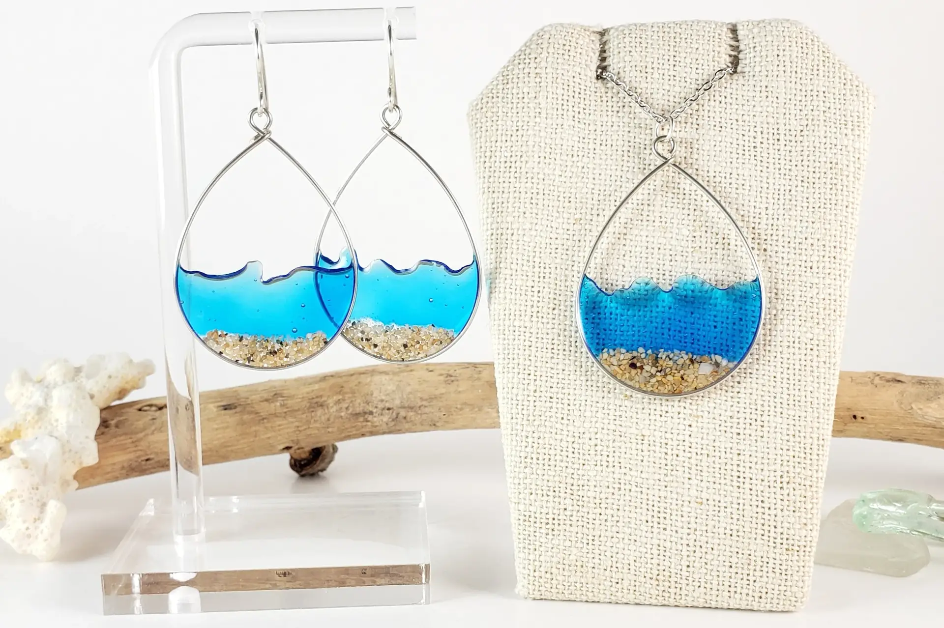 Marine blue water sand teardrop earrings and necklace - Image 10