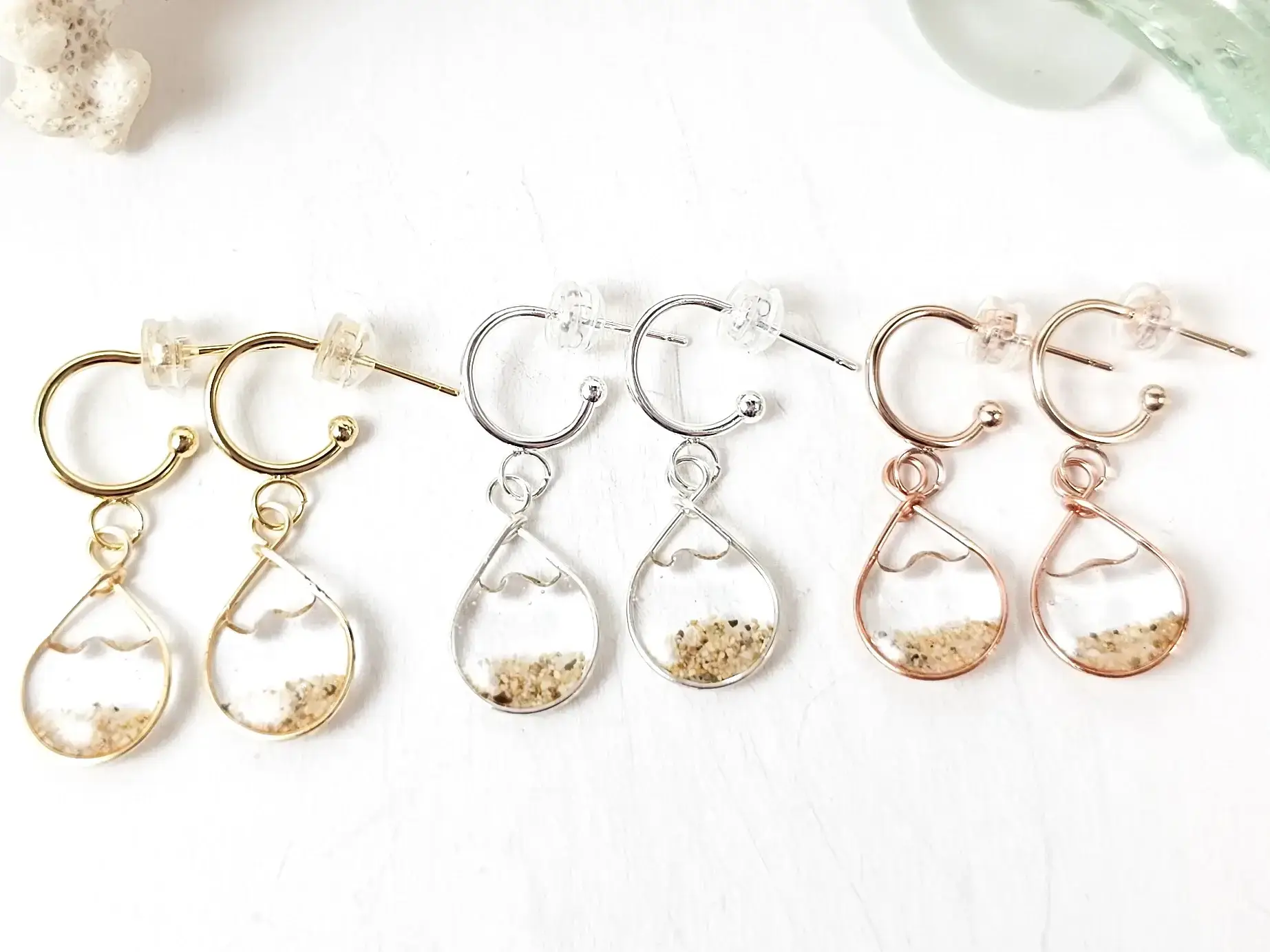 Clear water sand mini hoop earrings