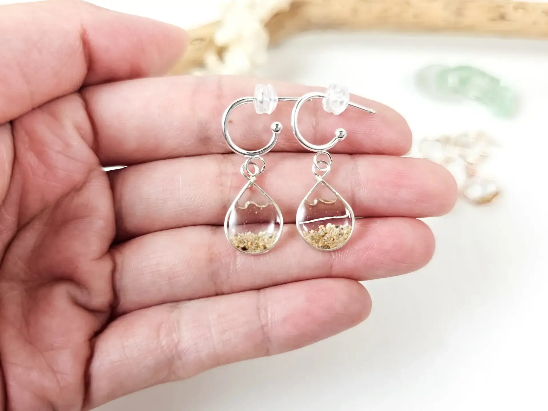 Clear water sand mini hoop earrings - Image 4