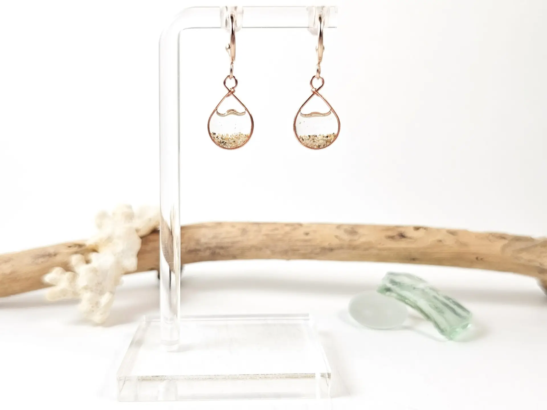 Clear water sand mini hoop earrings - Image 3