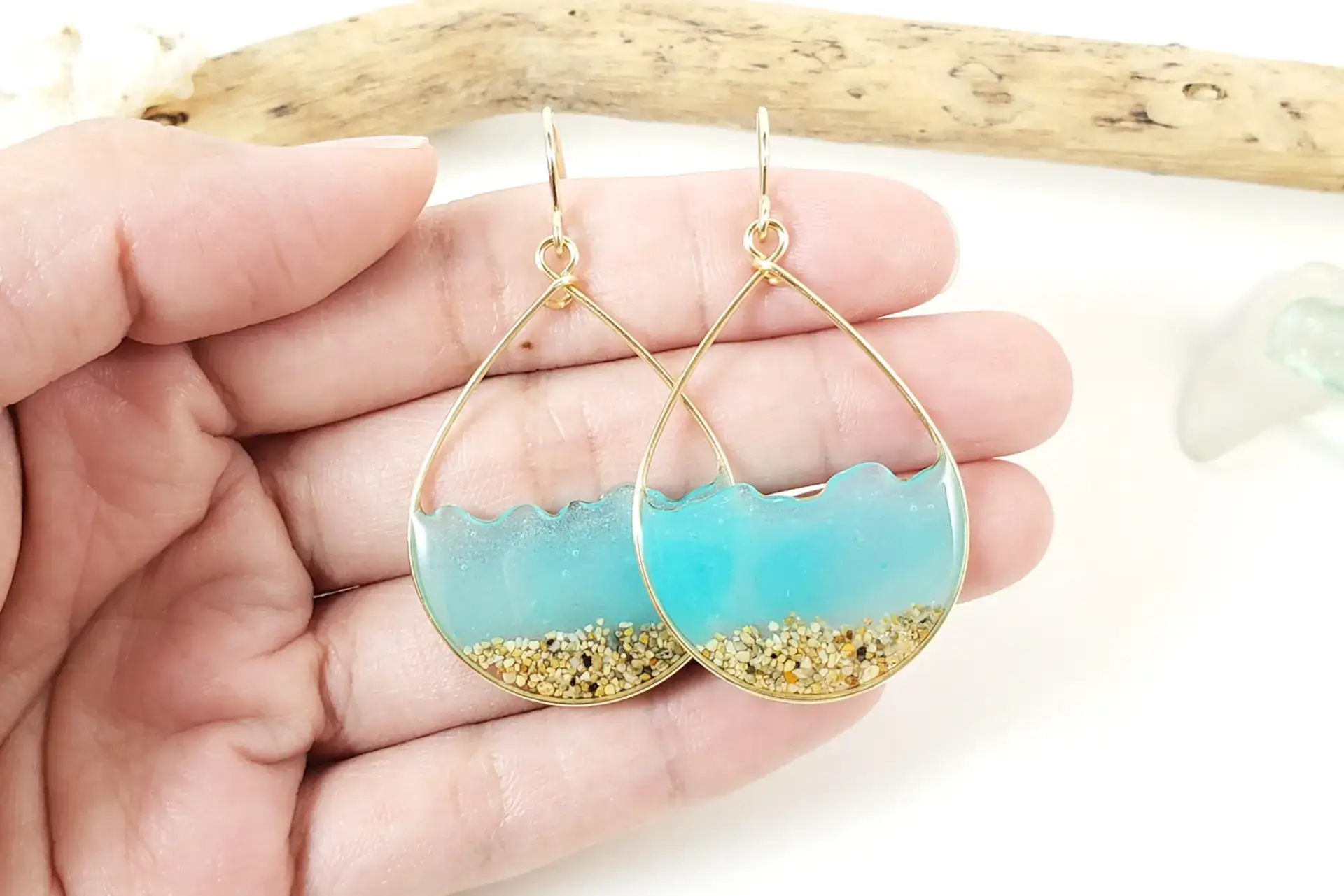 Aqua glow in the dark water and sand teardrop earrings and necklace - Image 11