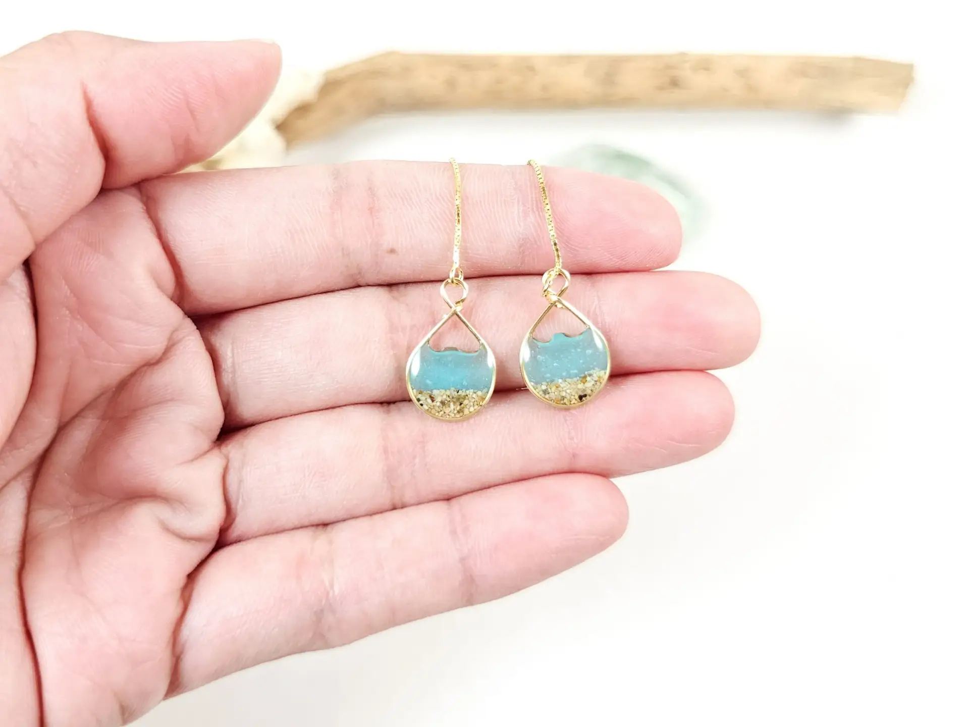 Aqua glow water and sand threader earrings - Image 4