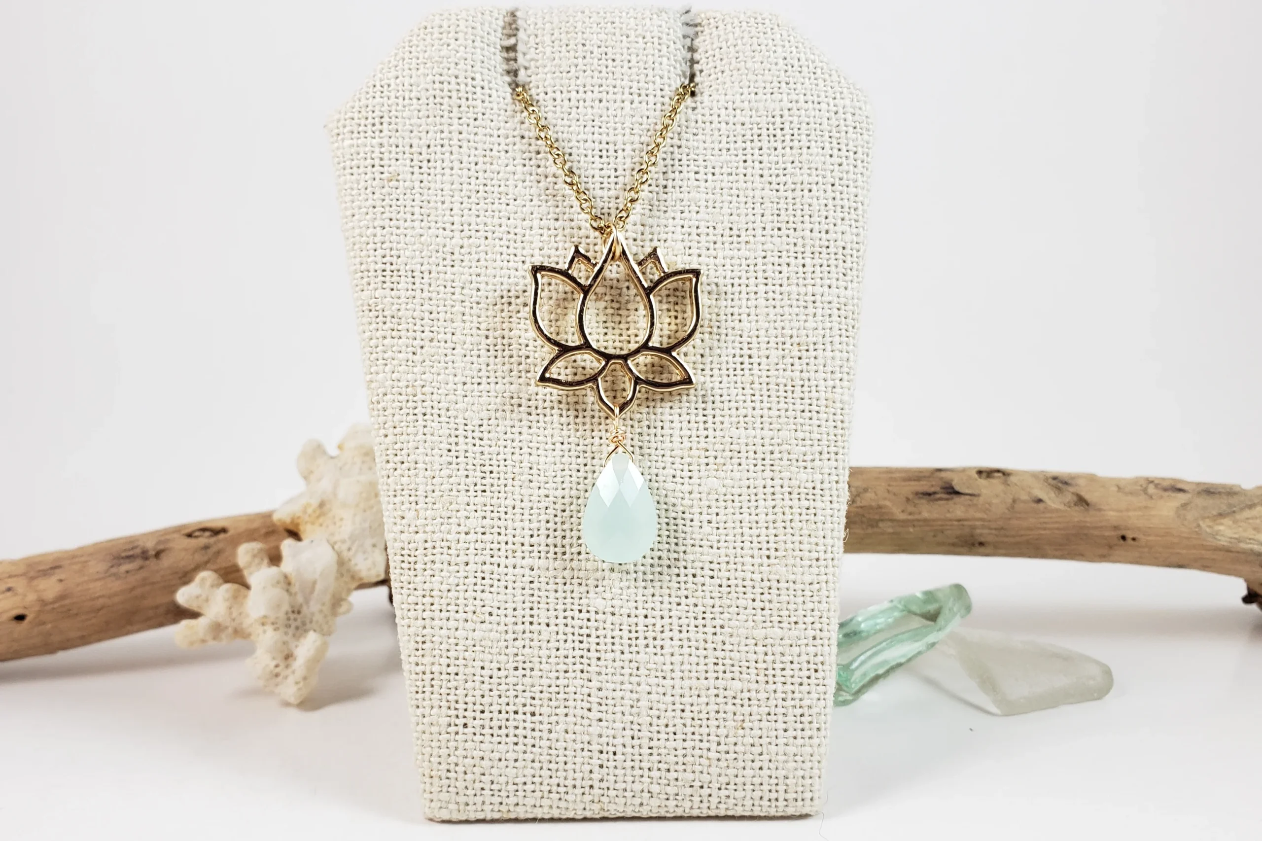 Large lotus earrings and necklace - Image 13