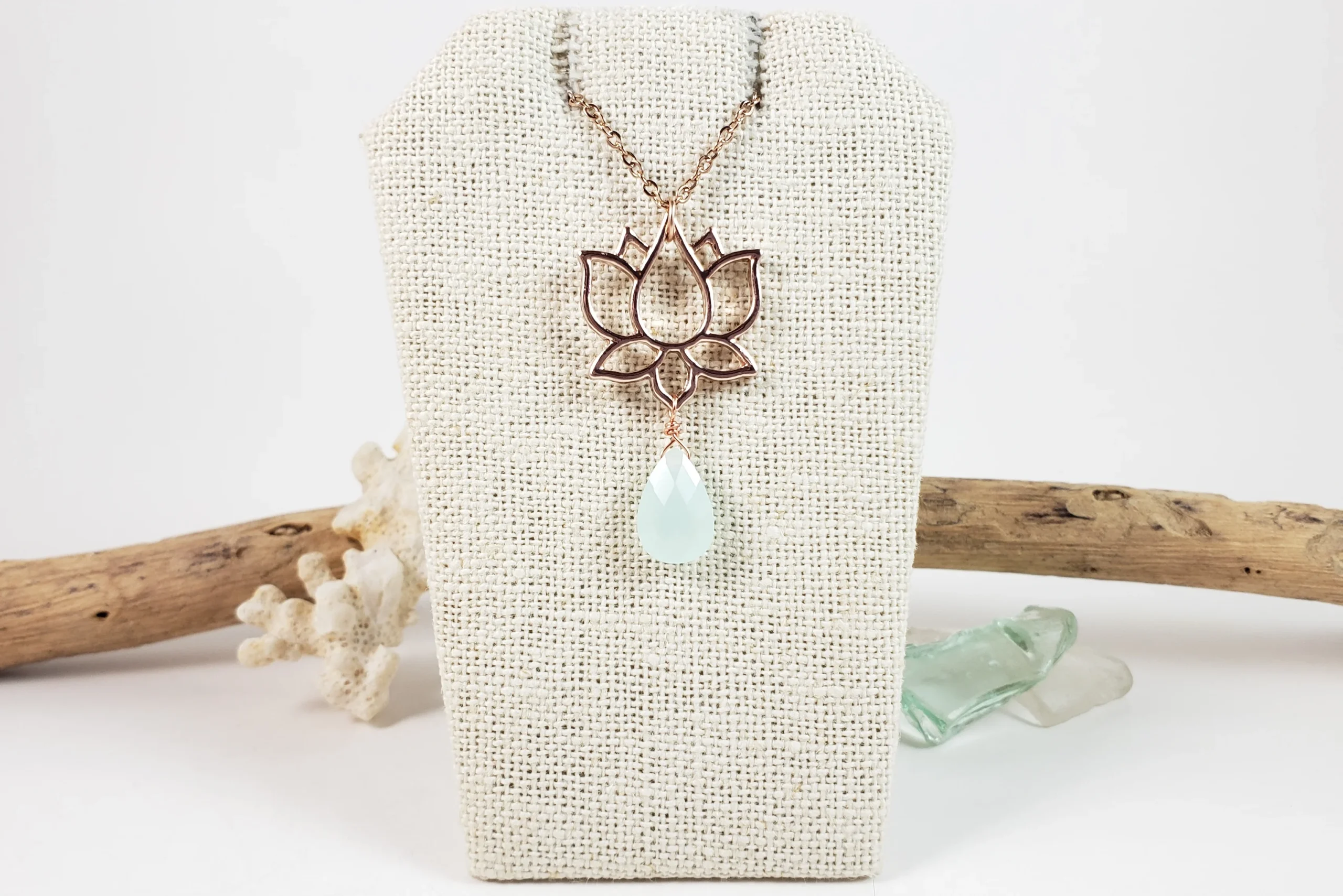Large lotus earrings and necklace - Image 7