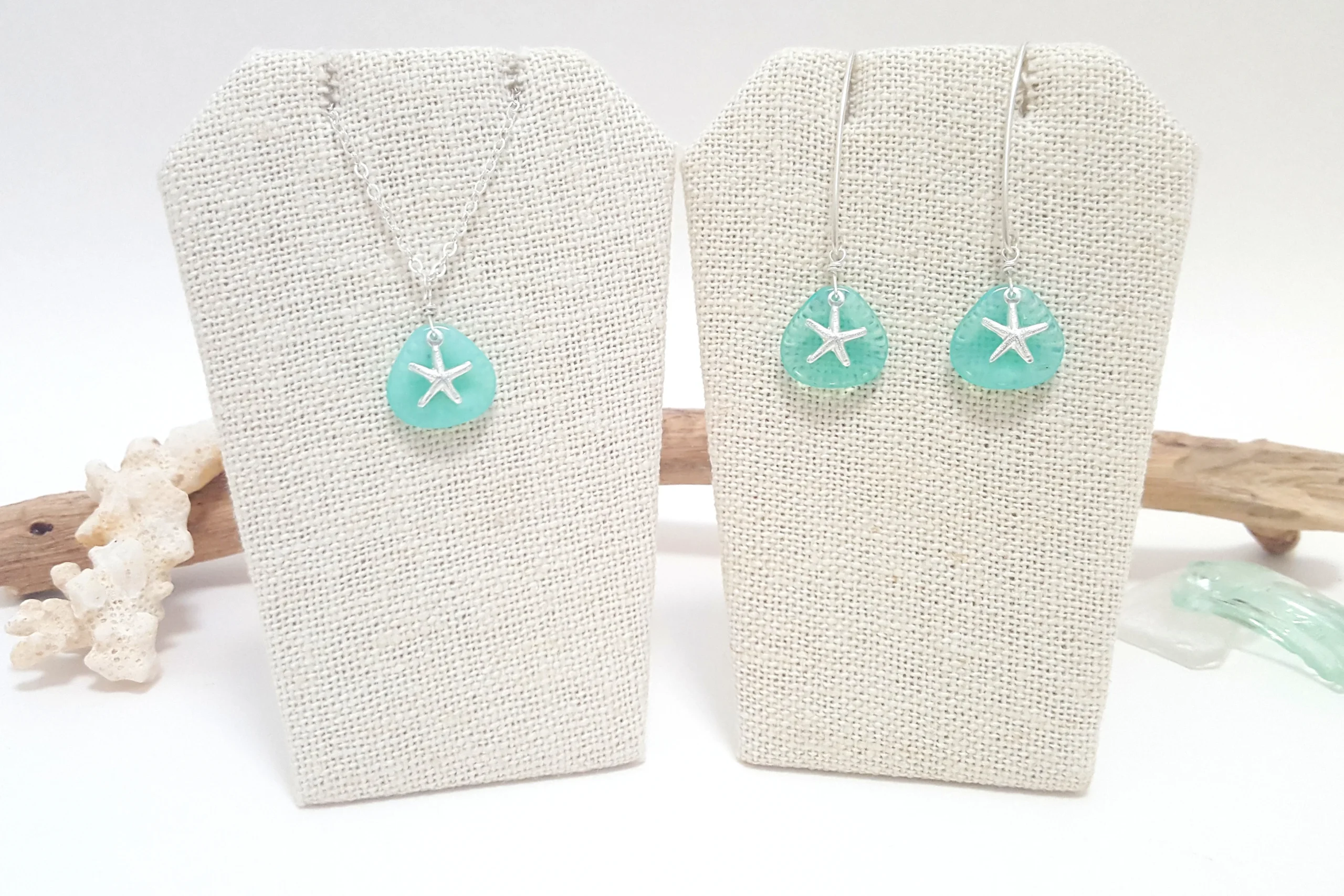 Glass petal and starfish earrings and necklace - Image 2