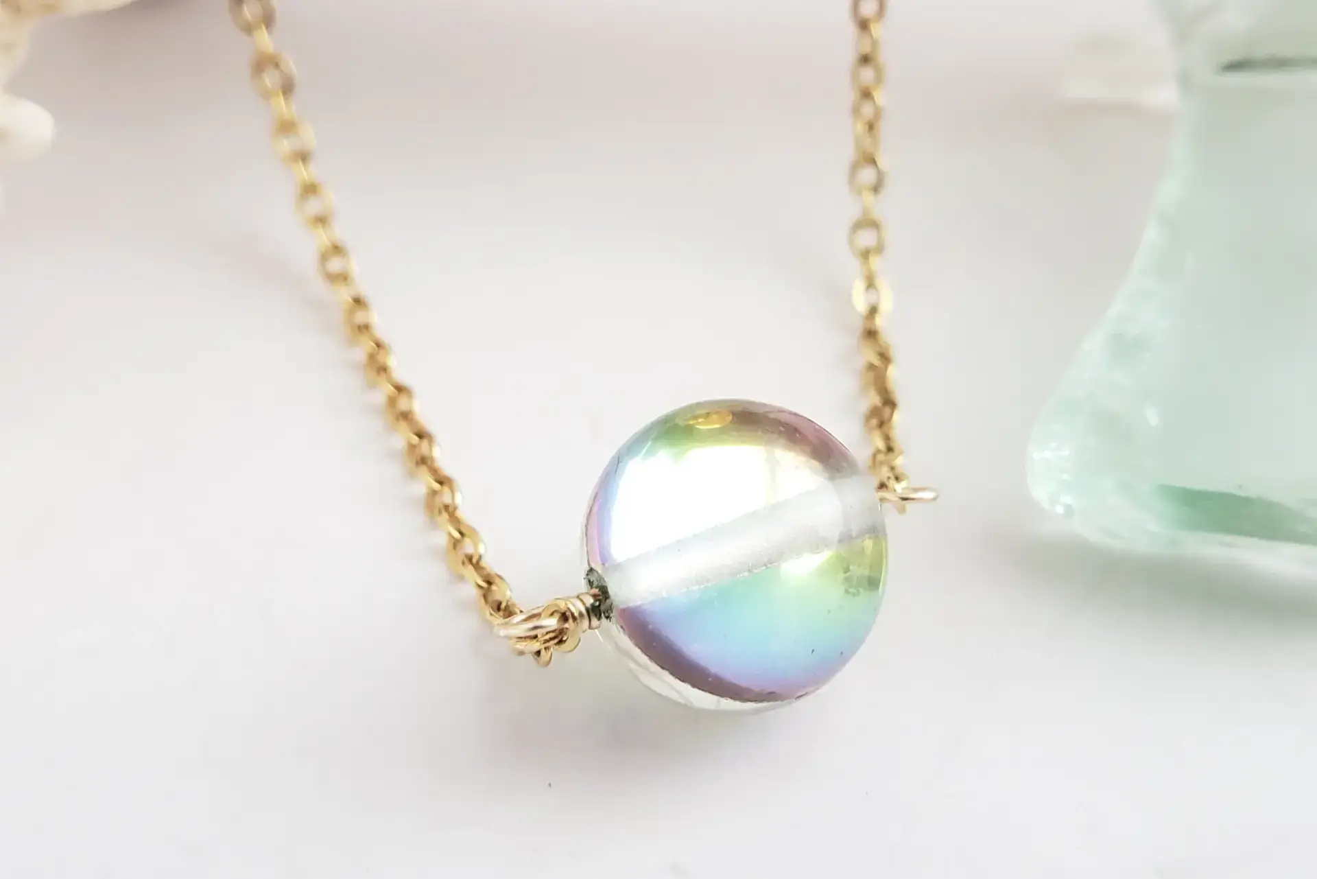 Rainbow spectrolite crystal floating necklace - Image 3