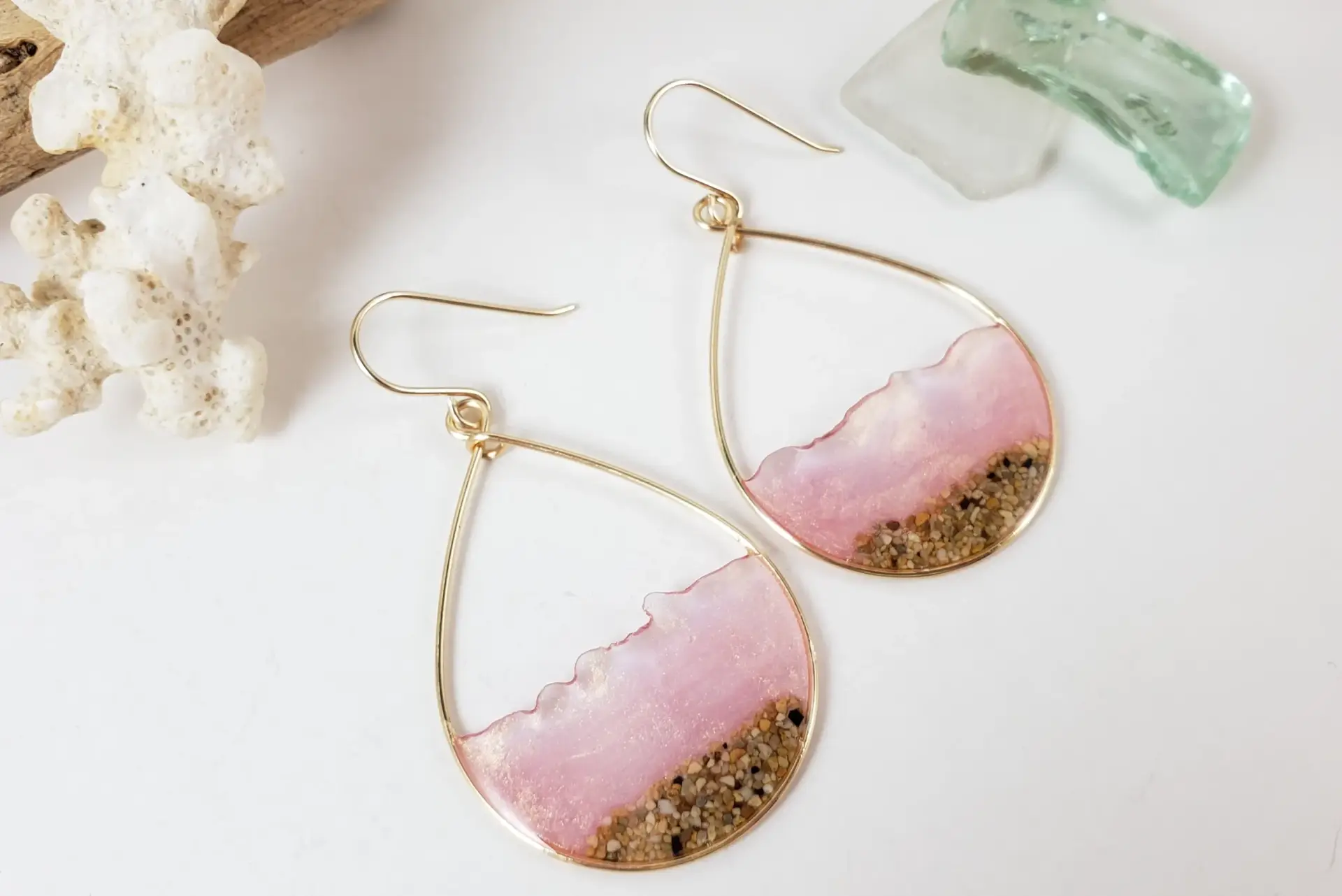 Rose gold water and sand earrings and necklace - Image 6