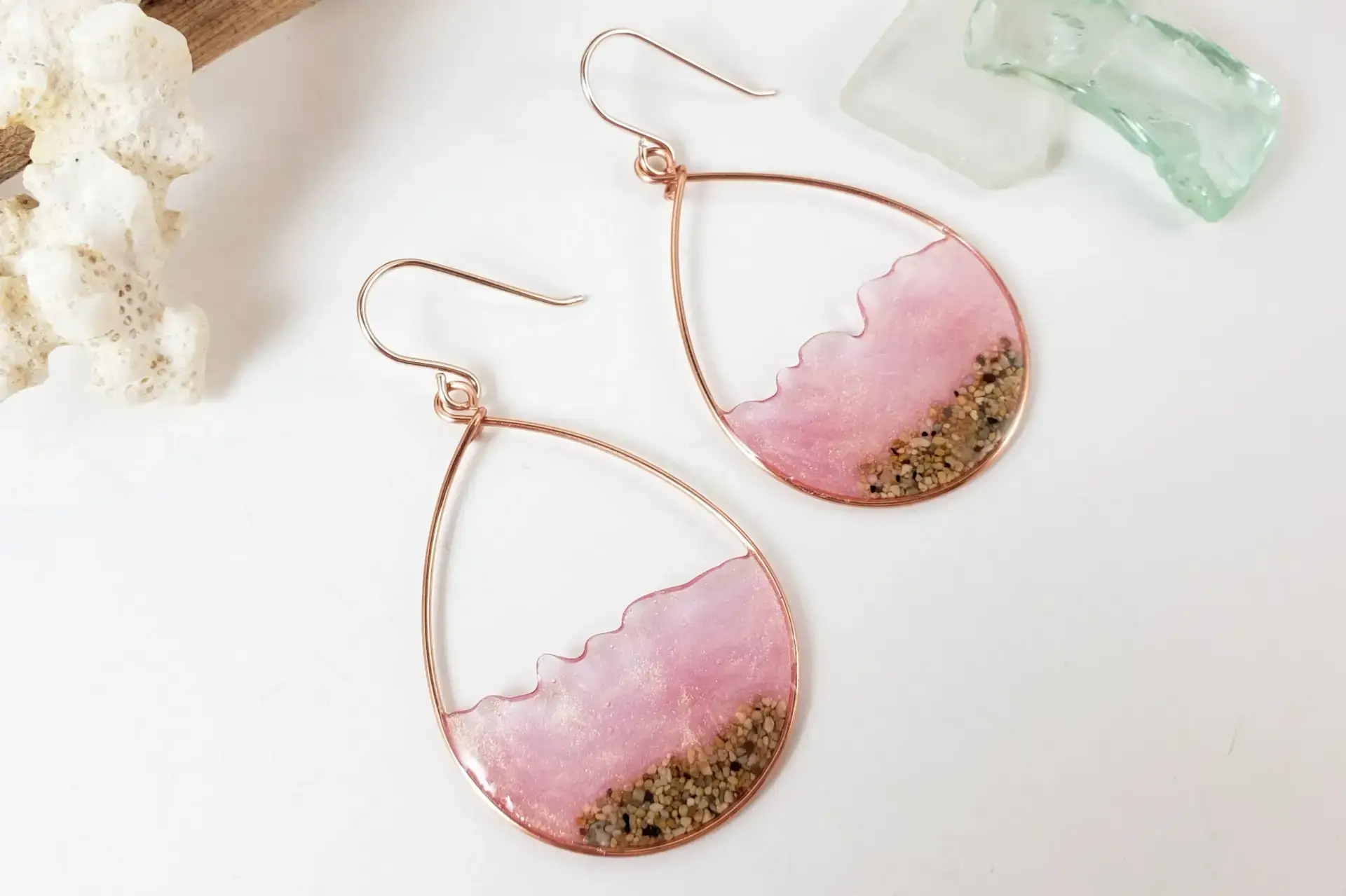 Rose gold water and sand earrings and necklace - Image 2
