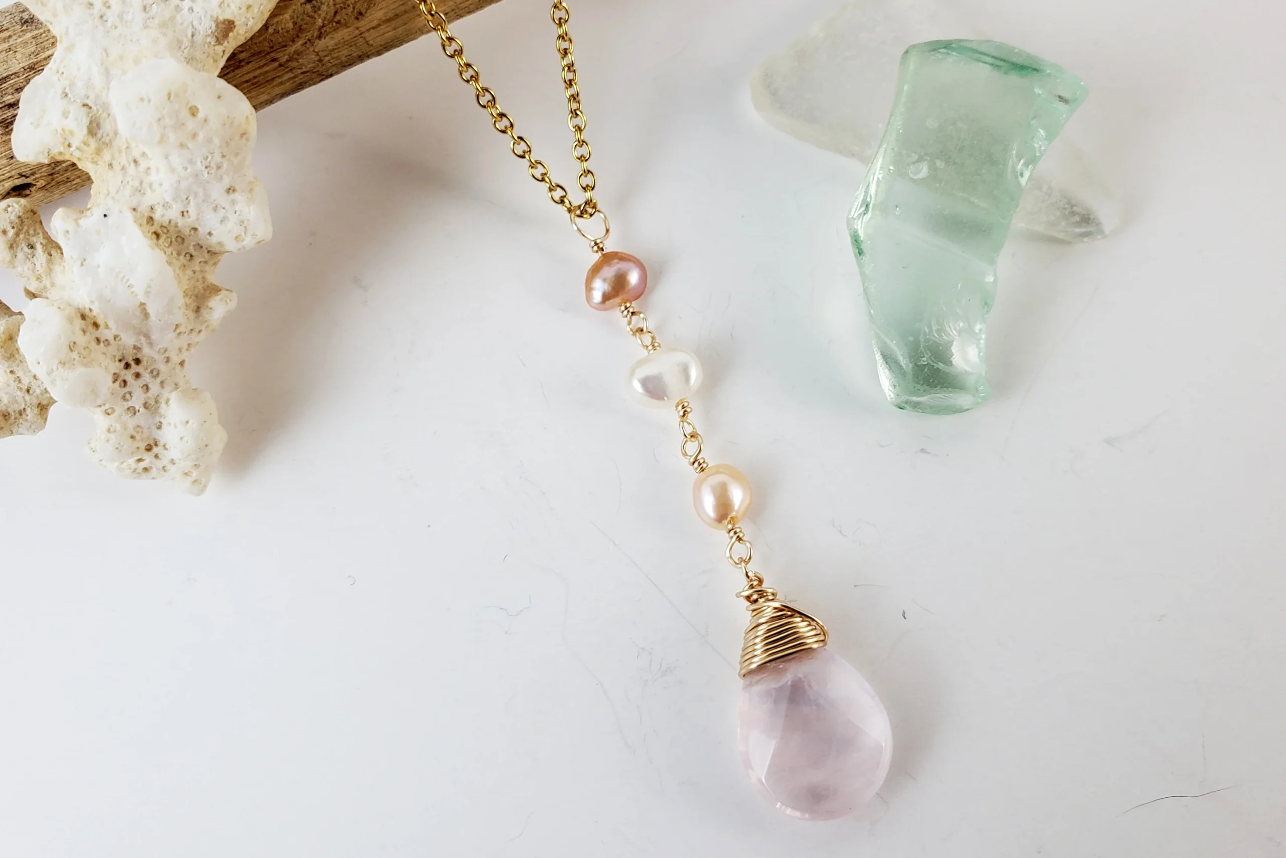 Rose quartz and freshwater pearls earring and necklace - Image 3