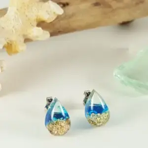 Sand stud earrings