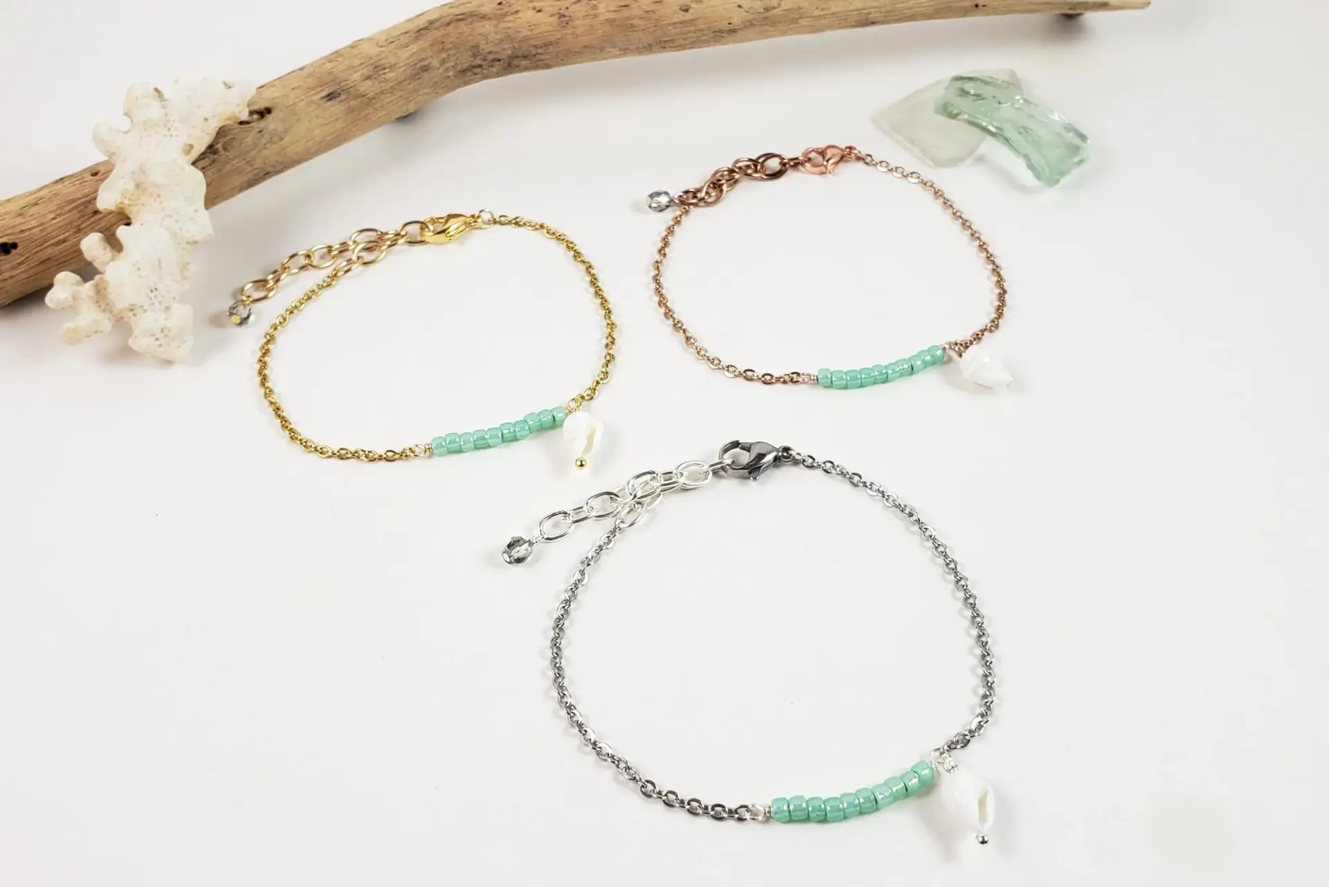 Sea Green Glass and Seashell Bracelet