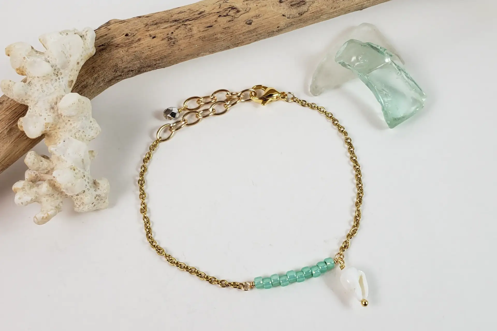 Sea Green Glass and Seashell Bracelet - Image 3