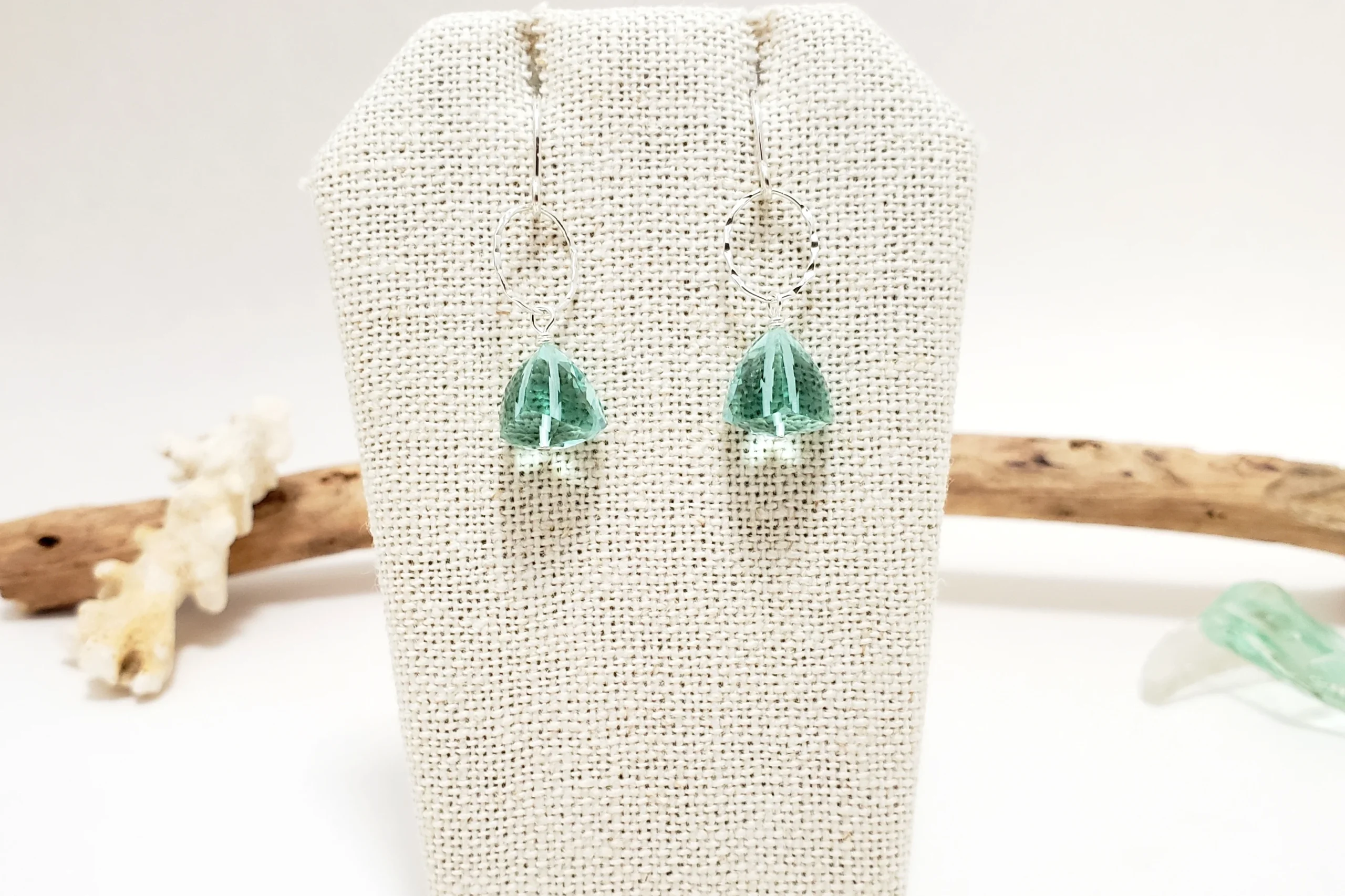 Sea green trillion earring and necklace - Image 16