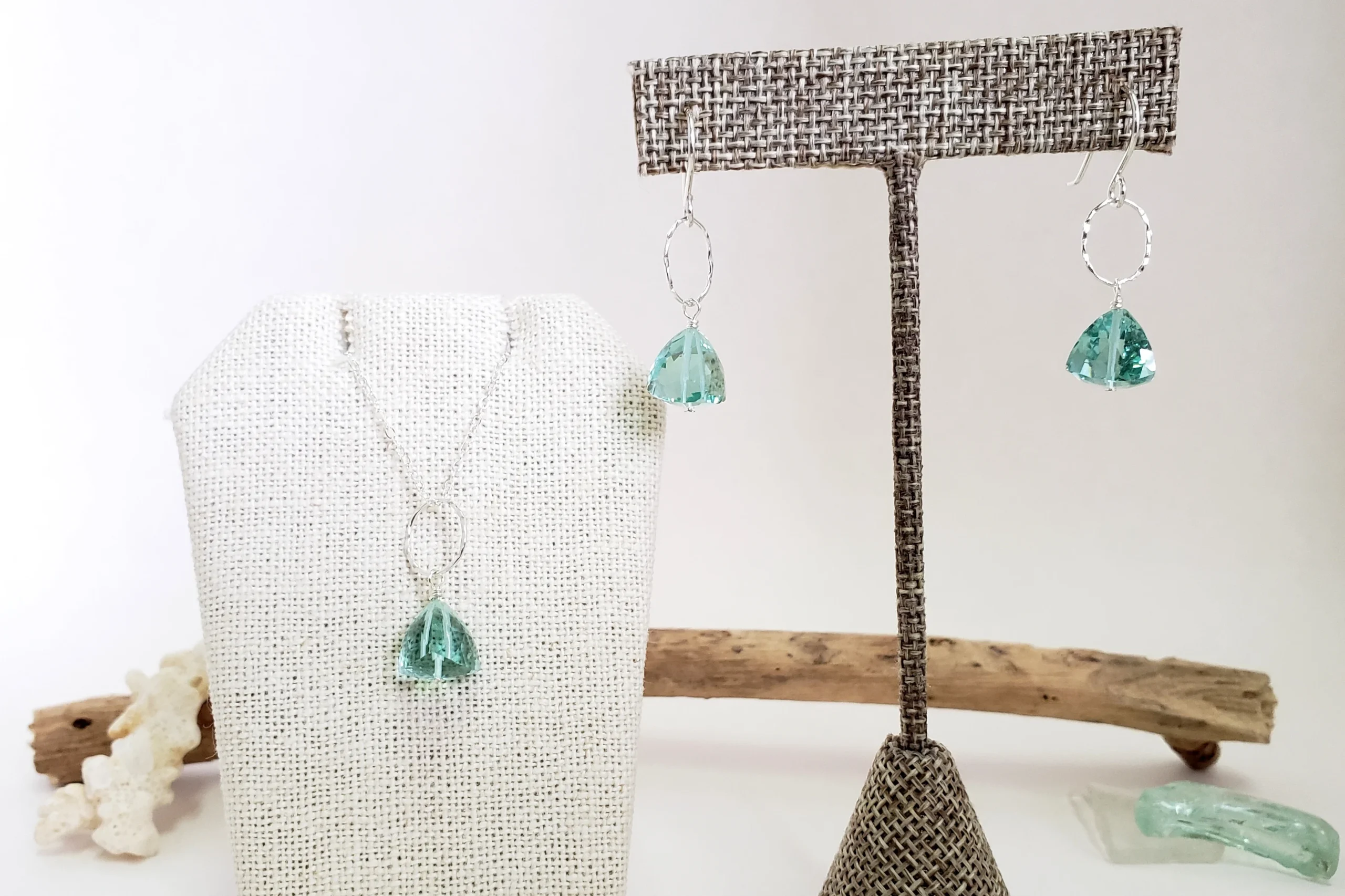 Sea green trillion earring and necklace - Image 12
