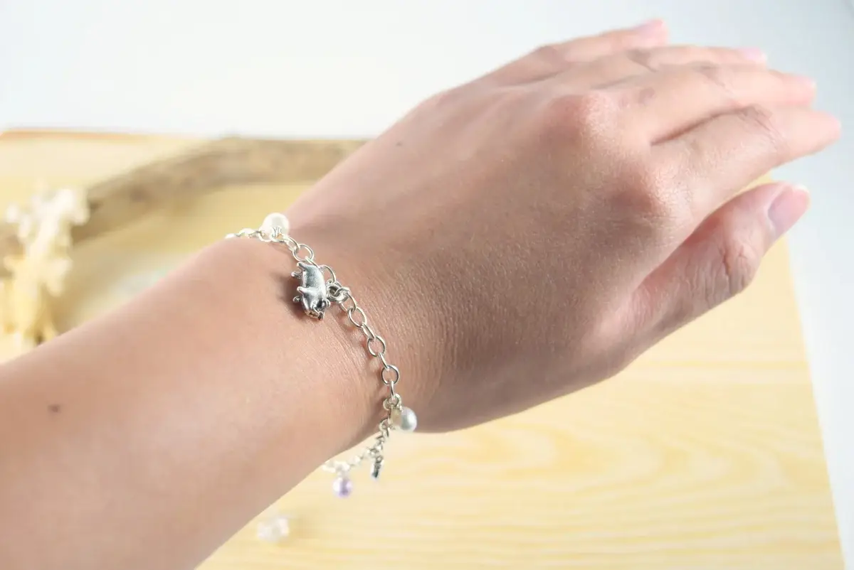 Pearl pig charm bracelet - Image 3