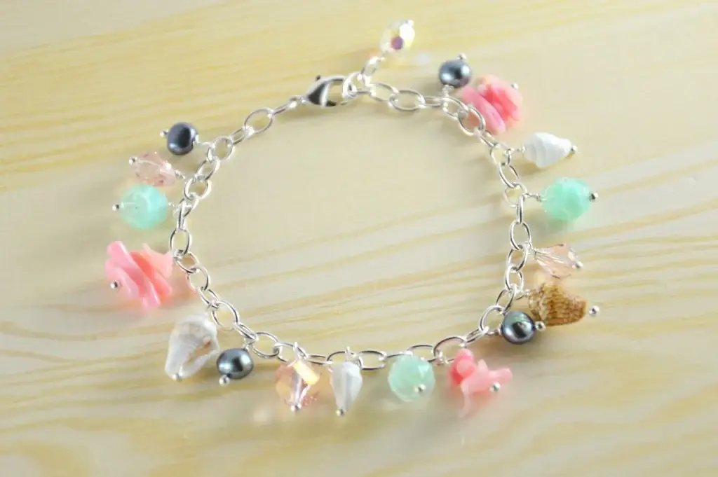 Skinny Pig Signature Charm Bracelet - Image 8
