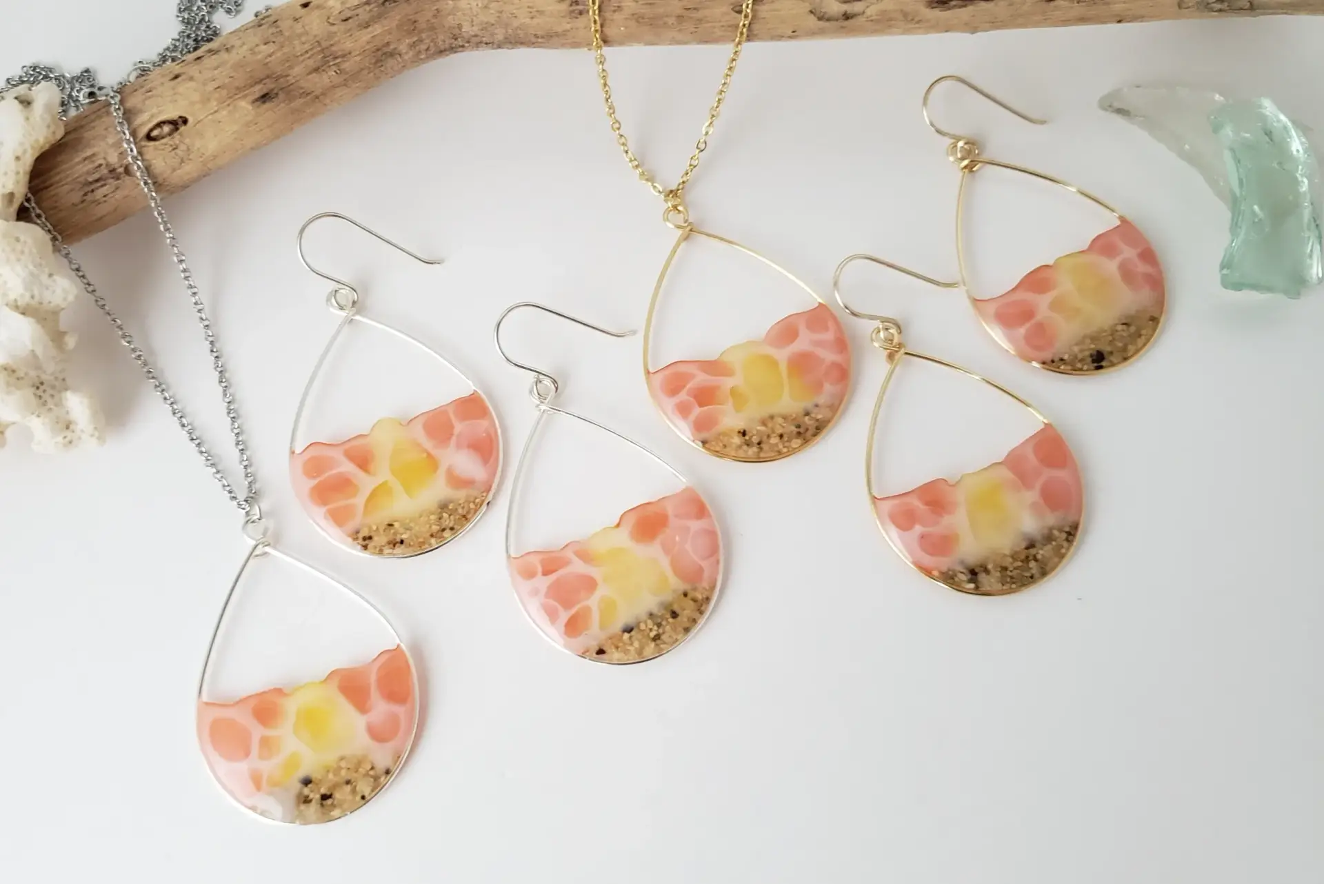 Sunset seafoam earrings and necklace - Image 5