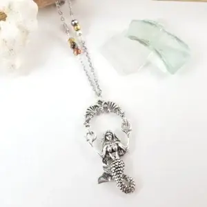 Swinging mermaid pyrite necklace