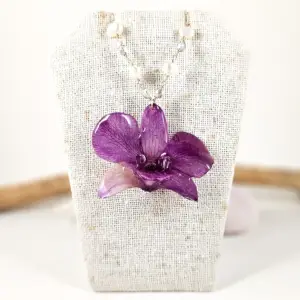Orchid necklace-Alina