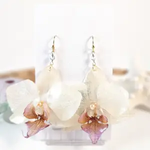 Orchid earrings-Gweneth