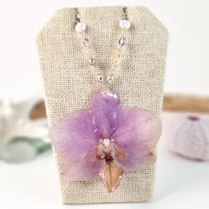 Orchid necklace-Gweneth