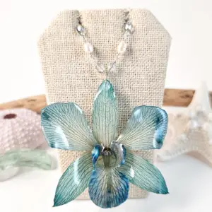 Orchid necklace-Nerissa